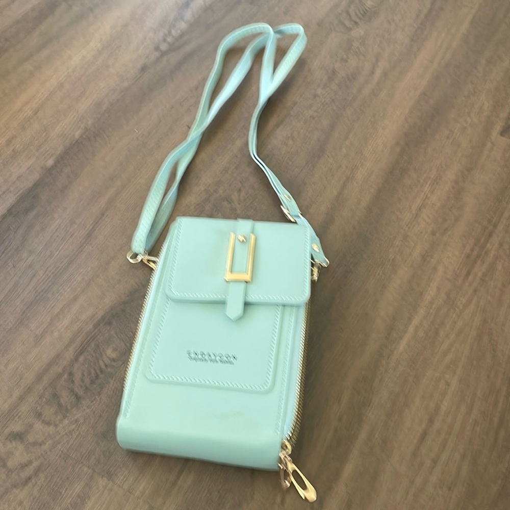 Endaycon Bags / Women Bags Soft Leather Wallet NWOT
